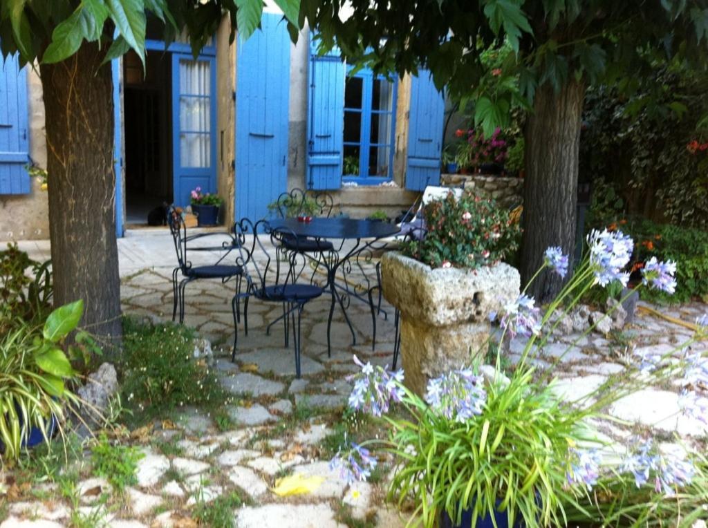 Aux Pots Bleus Bed & Breakfast Nissan-lez-Enserune Ngoại thất bức ảnh