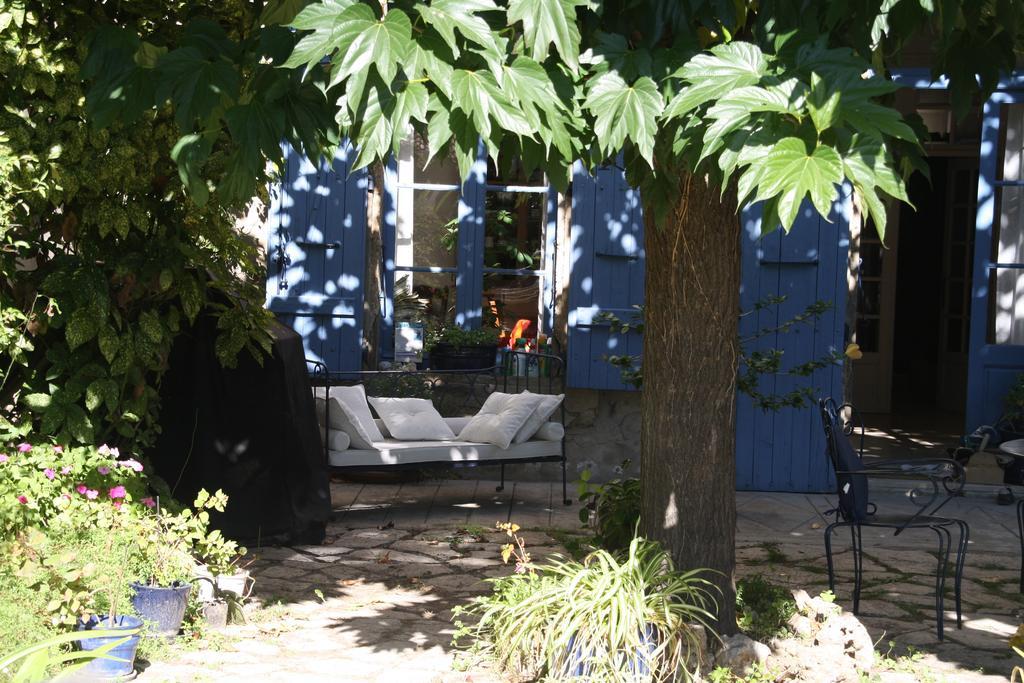 Aux Pots Bleus Bed & Breakfast Nissan-lez-Enserune Ngoại thất bức ảnh